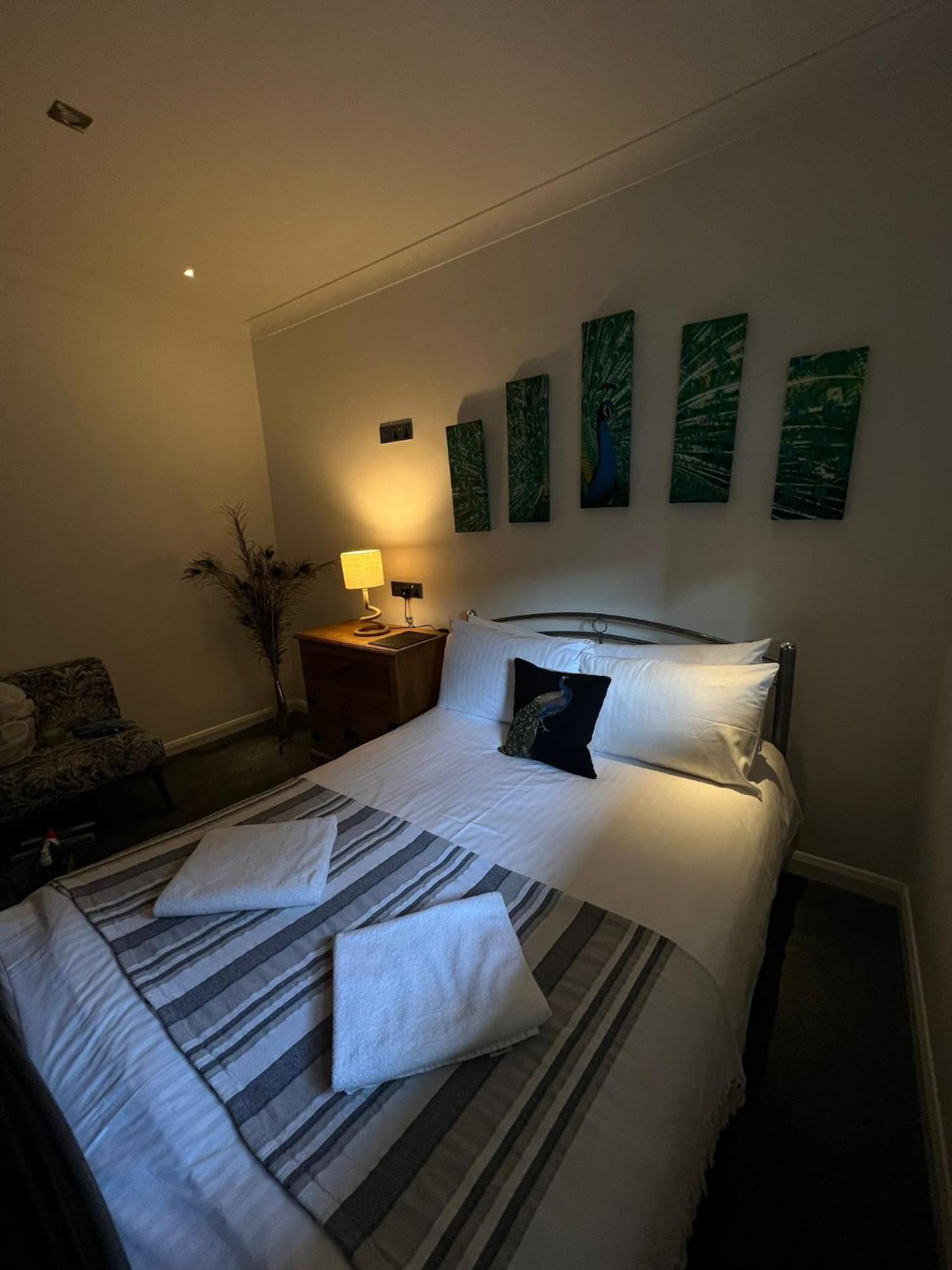 Rock House Bed And Breakfast เมดสโตน ห้อง รูปภาพ
